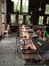 Ontdek de Magie van Glasblazen: Workshop voor Creatieve Geesten