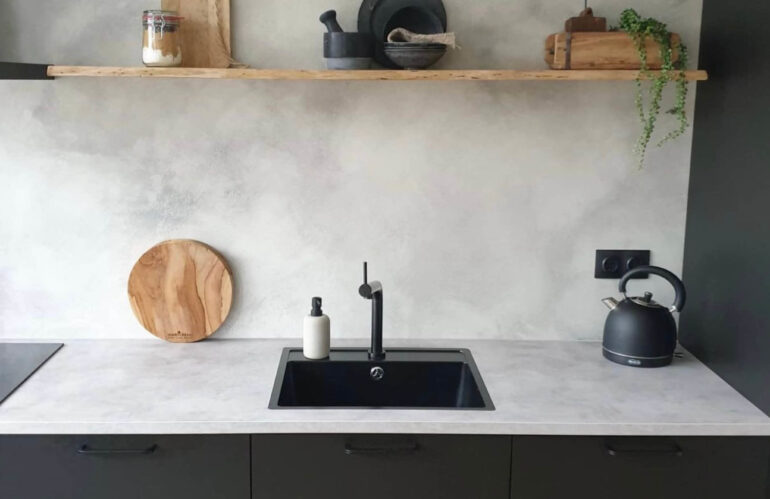 Betonlook muurverf: geef je interieur een stoere, stijlvolle uitstraling